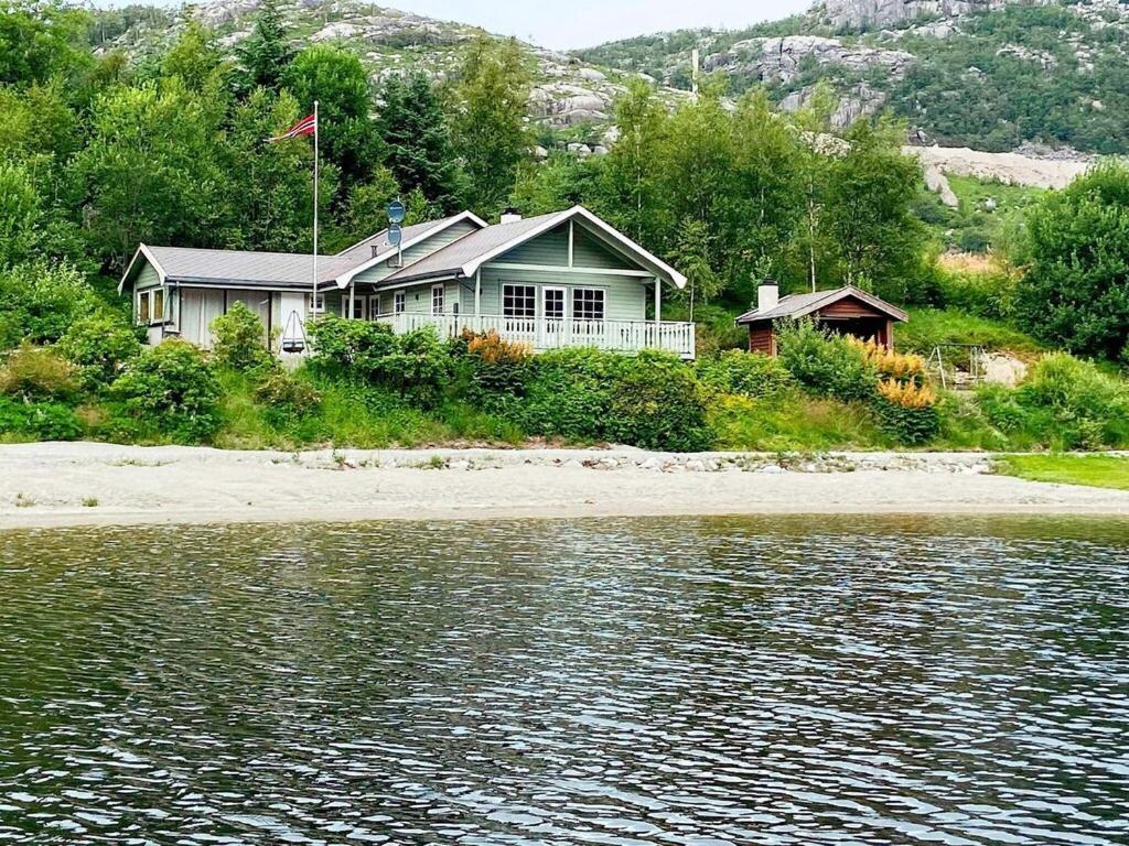 8 Person Holiday Home In J Rpeland Jørpeland Exteriör bild